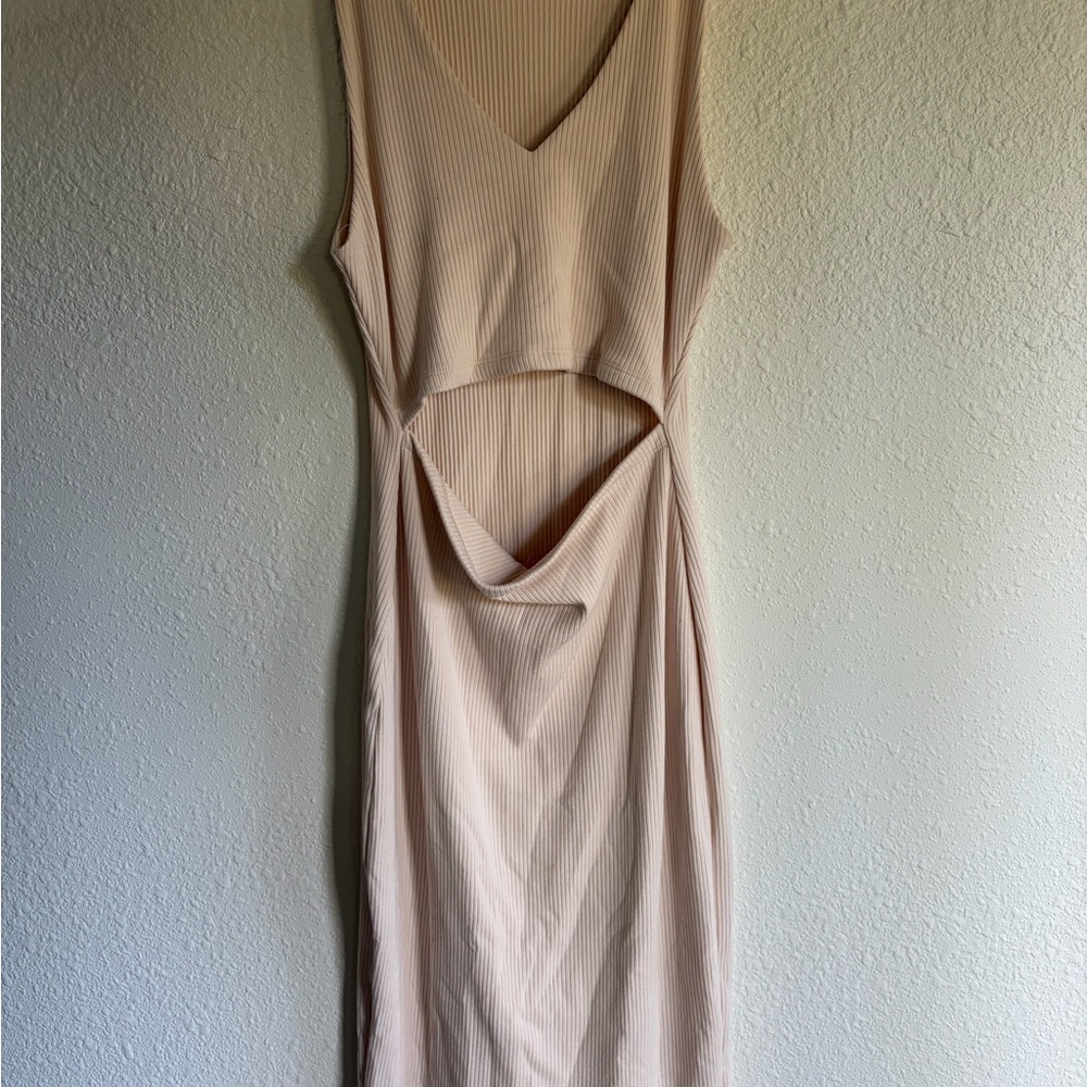 Elegant Cream Cutout Ribbed Dress